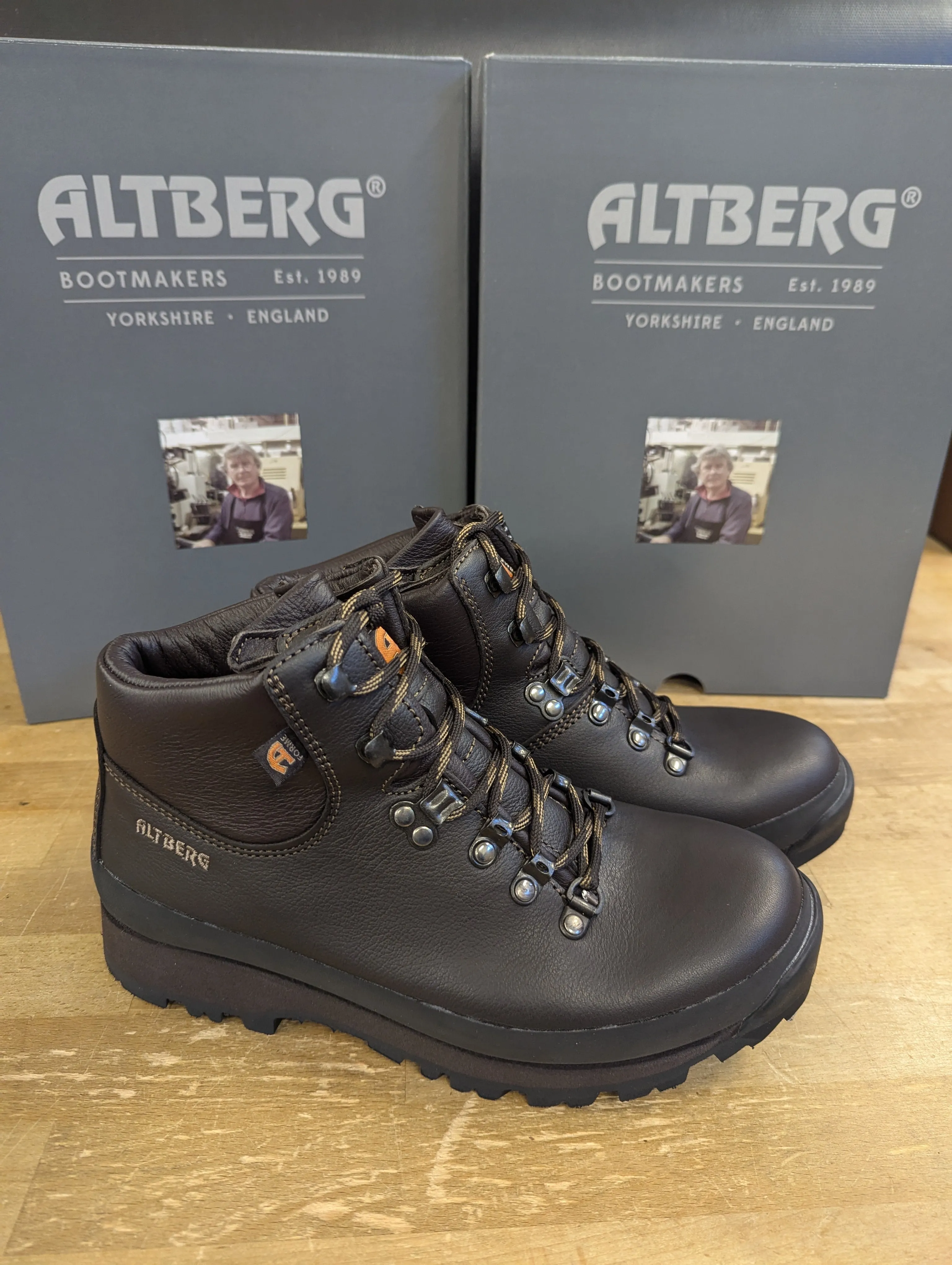 Altberg Keld Hiking Boot