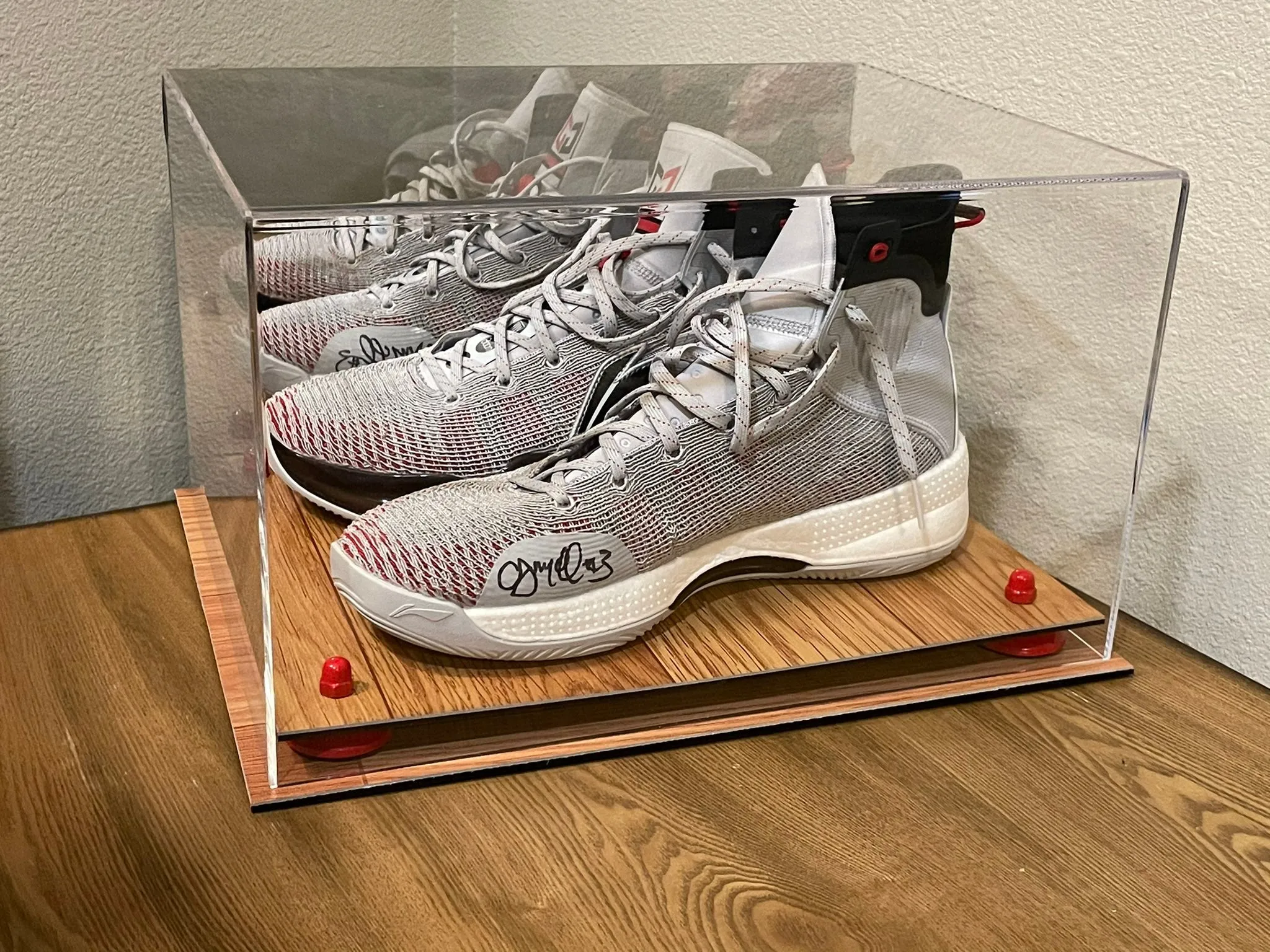 Basketball Shoe Pair Display Case 15.25 X 12 X 9 Mirror (A082/V13)