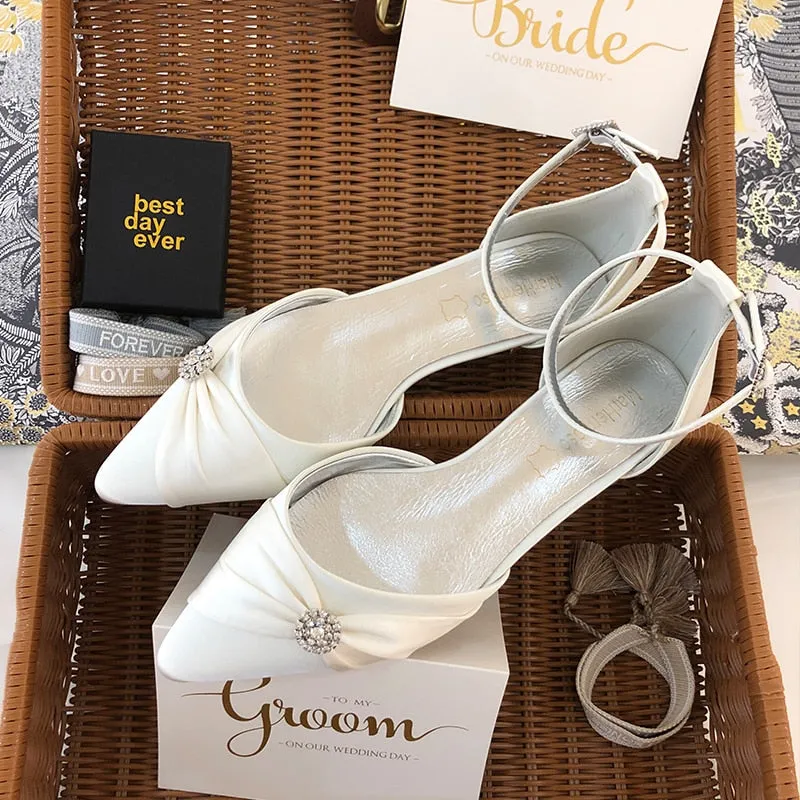 Beautiful Wedding Shoes For Bride Pointed Toe Ankle Strap Evening Party Flats Casual Daily Sandals Ivory