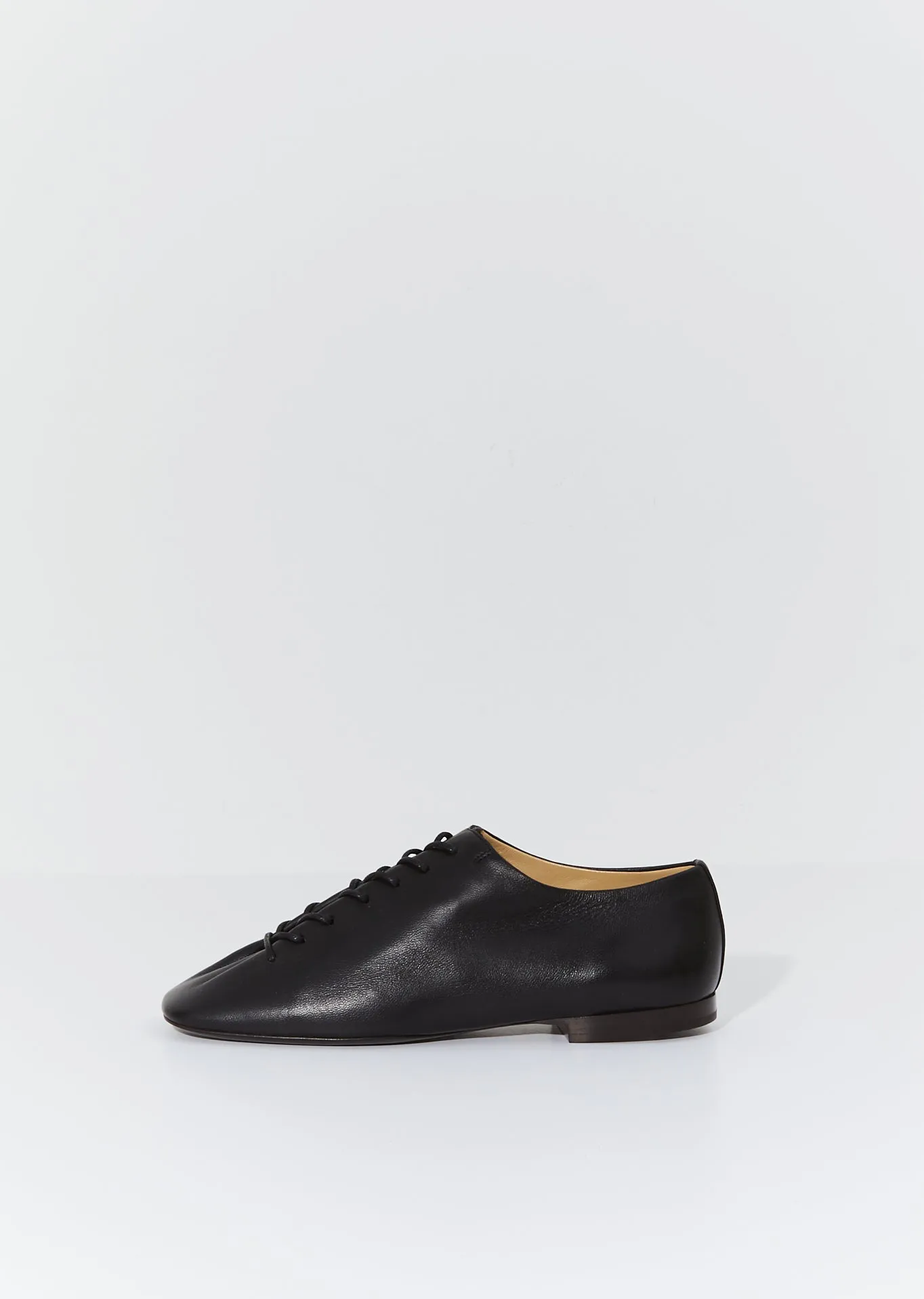 Derbies — Black