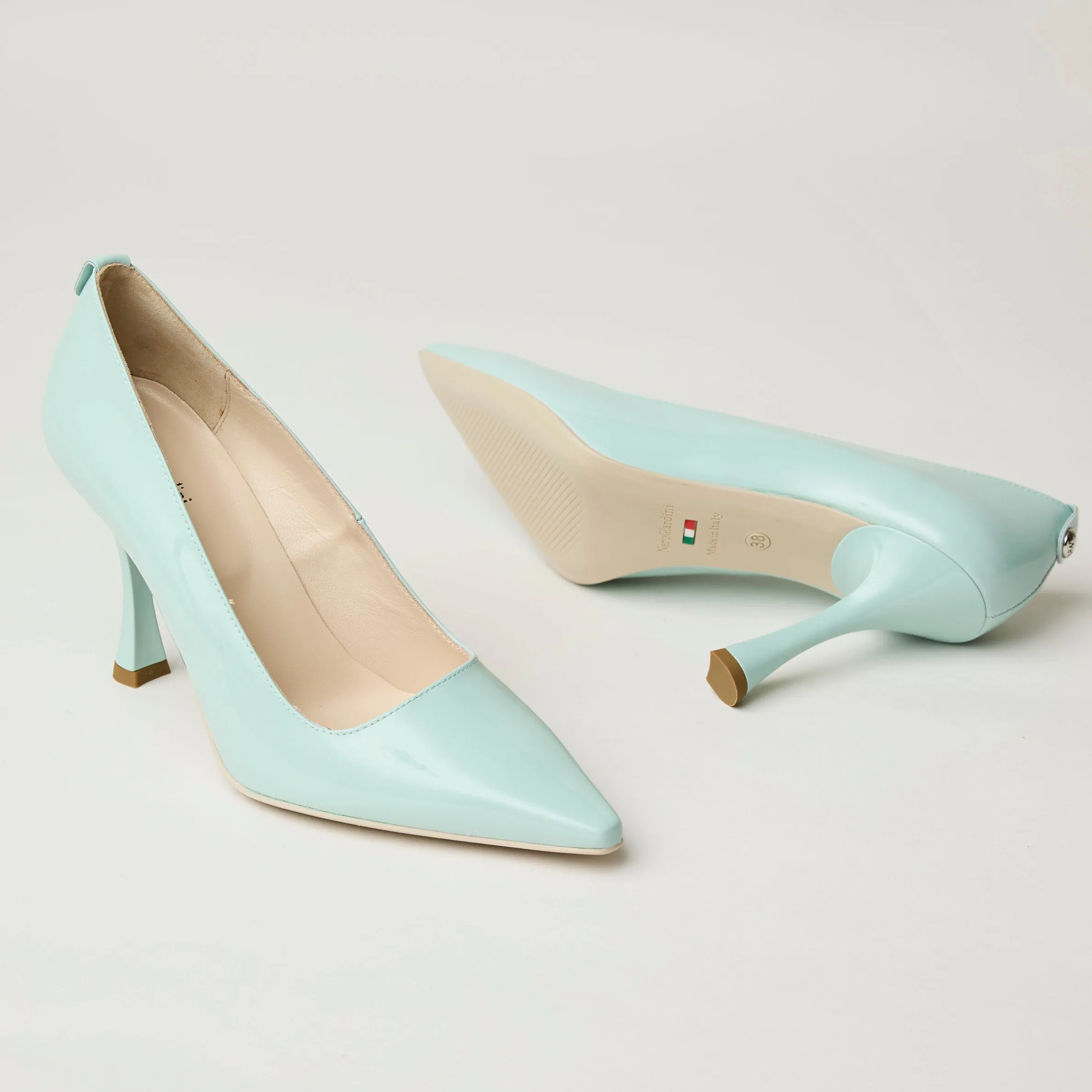 NeroGiardini Aqua Nude Patent Leather Court Shoes