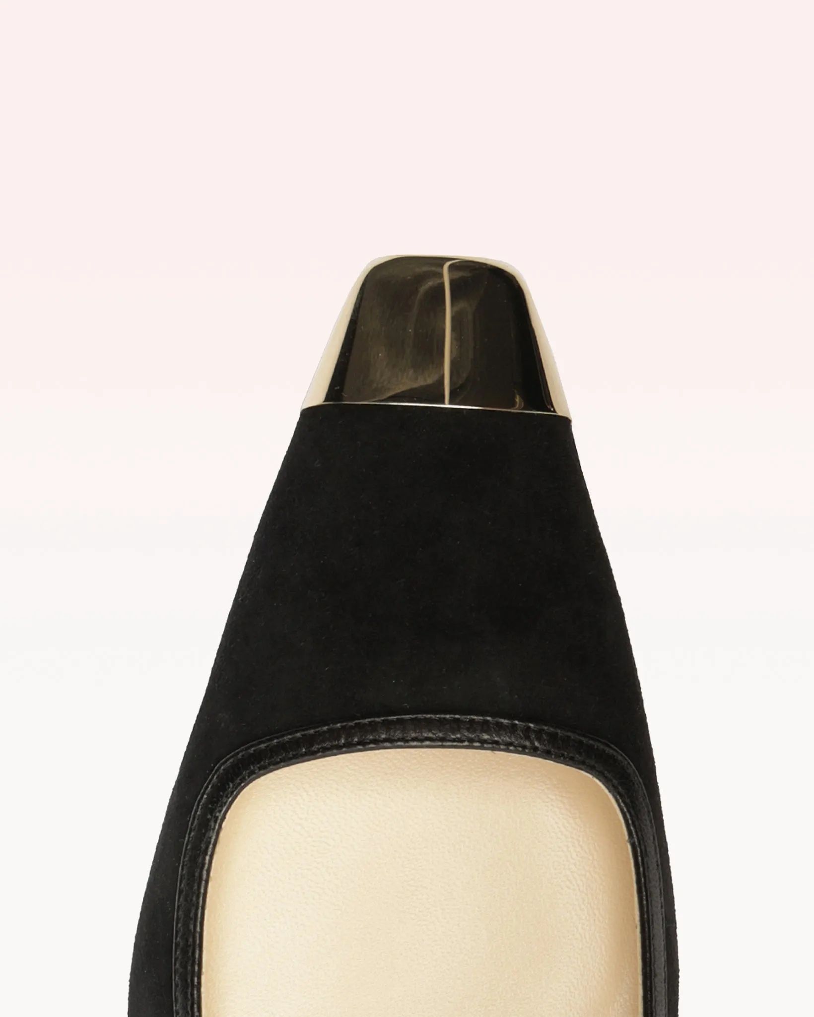 Olivia Flat Black