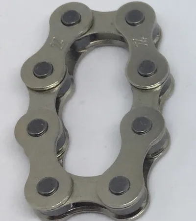 Sensory chain fidgets