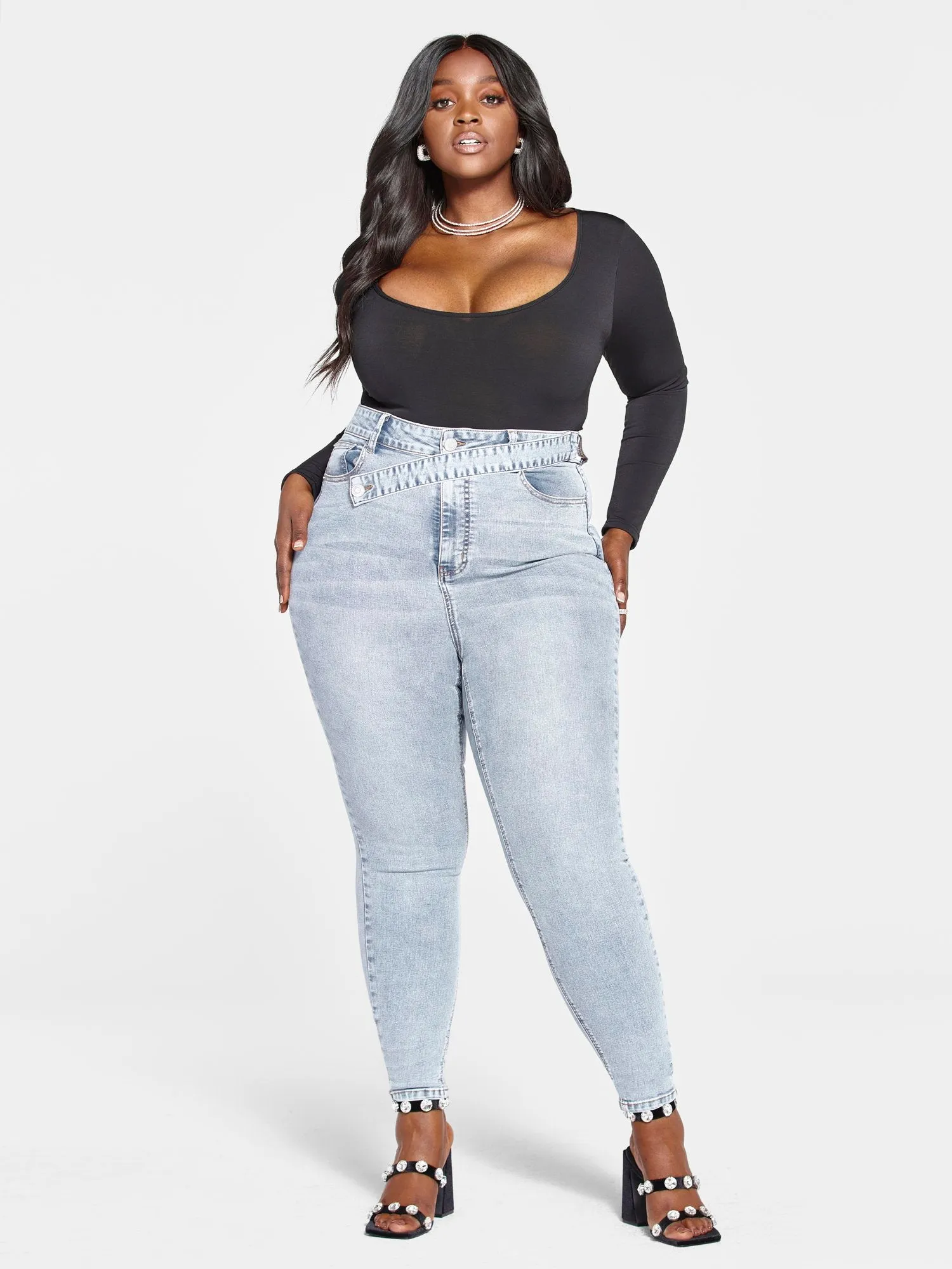 Ultra High Rise Crossover Detail Skinny Jeans